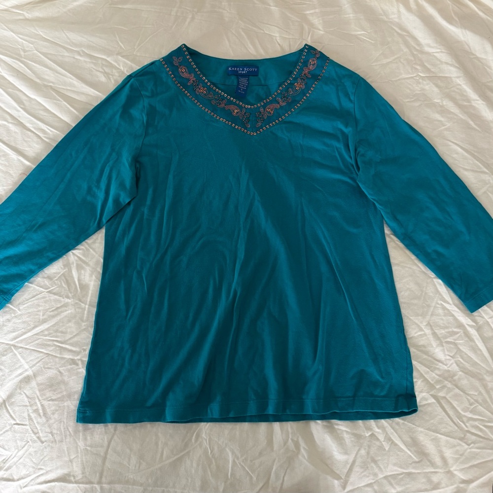 Embroidered Top - Picture 2 of 6
